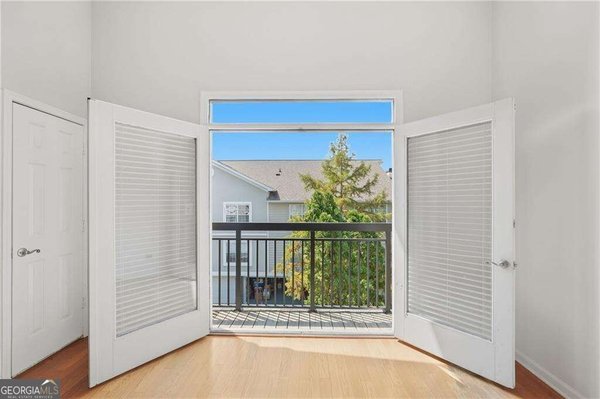 main picture of 4254 River Green Drive, Atlanta
