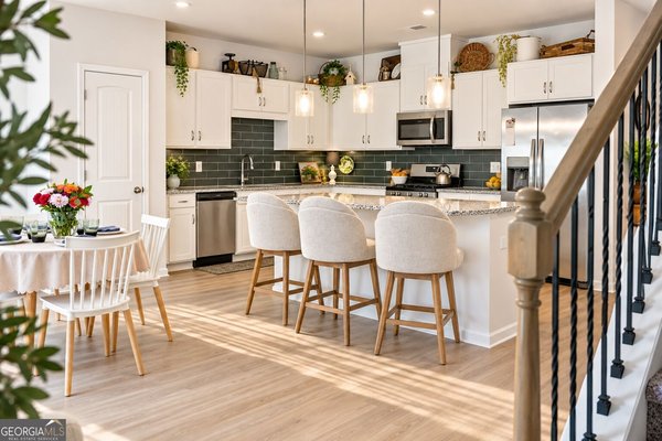 1074 Chastain Drive Sugar Hill