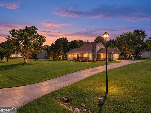 105 Overlook Drive, McDonough