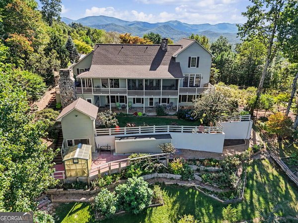1035 Summit Way Blairsville