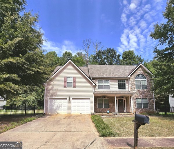 212 Hightower Trail Riverdale
