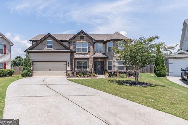 main picture of 5703 Shore Isle Court, Flowery Branch