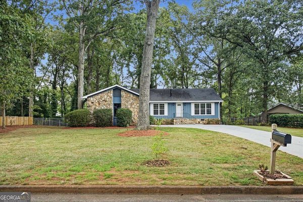 223 Shiloh Run, Kennesaw