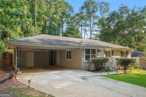 1764 Hollyhock Terrace Decatur