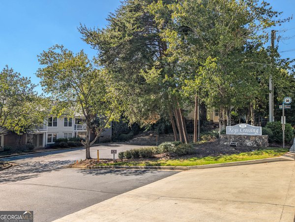 1474 Keys Crossing Drive Brookhaven