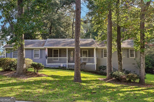 3256 Village Glen Trail Snellville