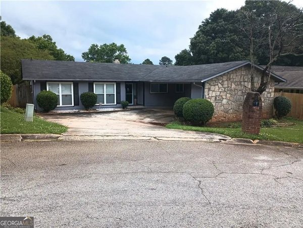 4419 Carriage Trail Stone Mountain