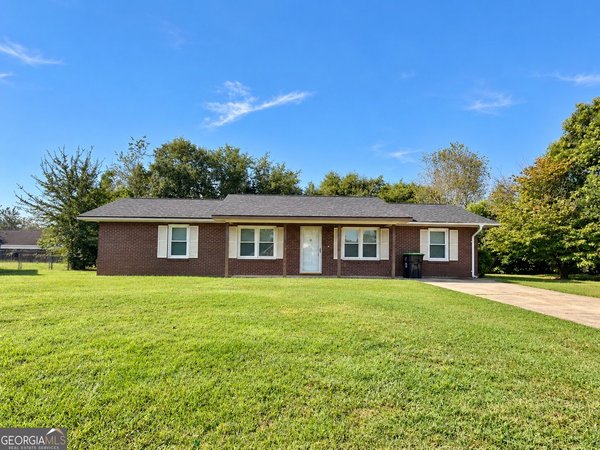 108 Lancelot Court Warner Robins