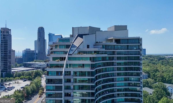 700 Park Regency Place, Atlanta