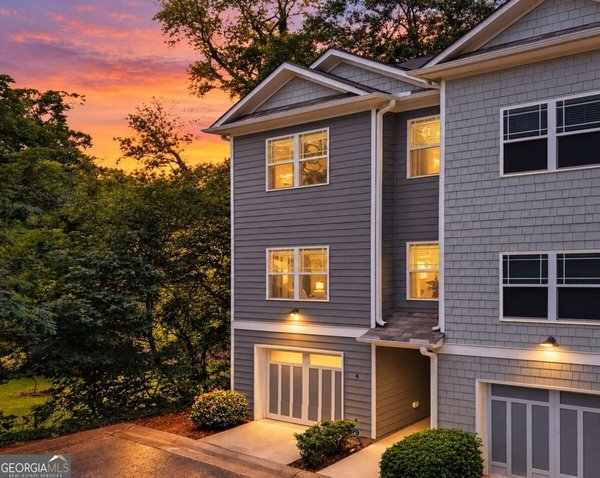 1365 Memorial Drive, Atlanta