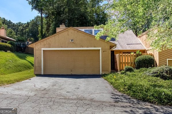 891 Lake Hollow Boulevard, Marietta