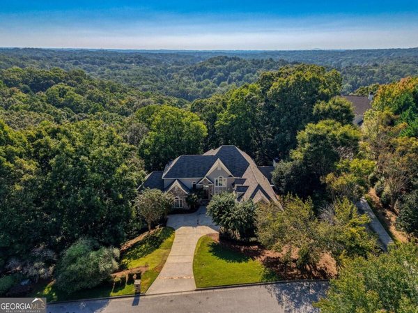 8370 Sentinae Chase Drive, Roswell