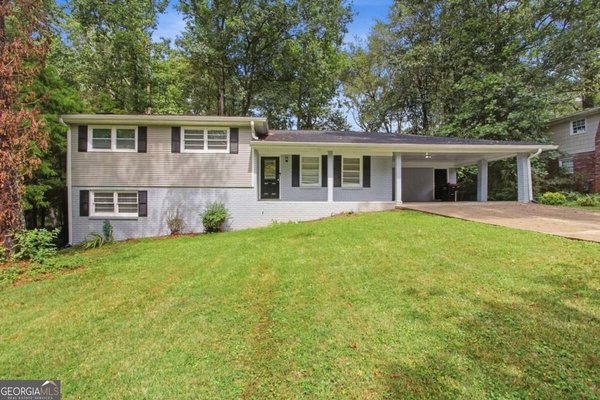 7280 Hollyhock Drive Douglasville