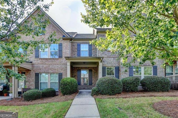 1285 Woodmore Way, Alpharetta