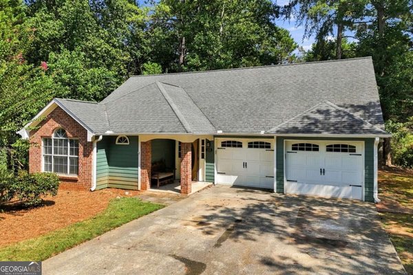 410 Rose Creek Place, Woodstock
