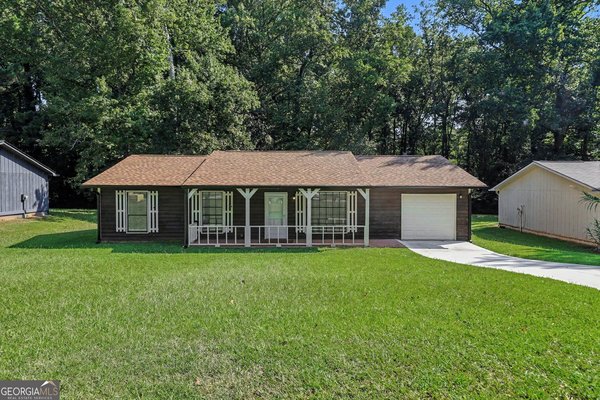 8220 Englewood Trail Riverdale