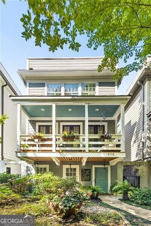 main picture of 978 Ormewood Park Drive, Atlanta
