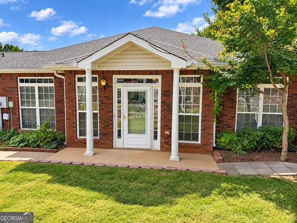 4293 Skyline View, Oakwood