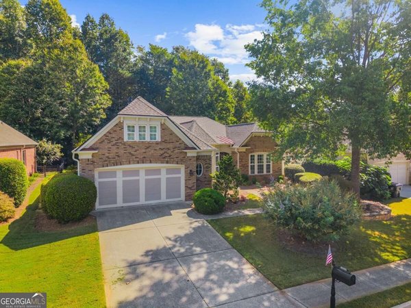 main picture of 6585 Vickery Post Lane, Cumming