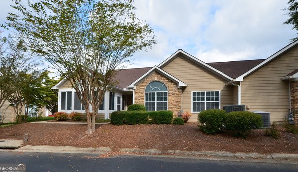 1867 Kolb Farm Circle, Marietta
