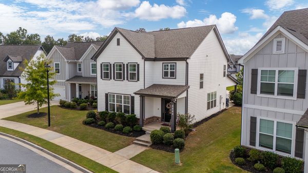 main picture of 5200 Parkwood Drive, Flowery Branch