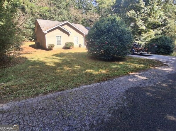 10125 Flat Shoals Road Covington