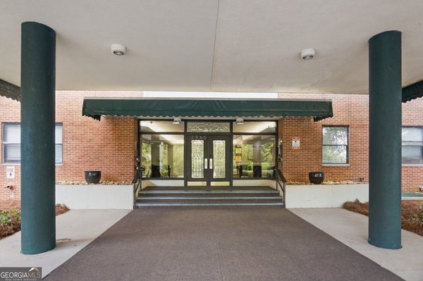 2965 Pharr Court South, Atlanta