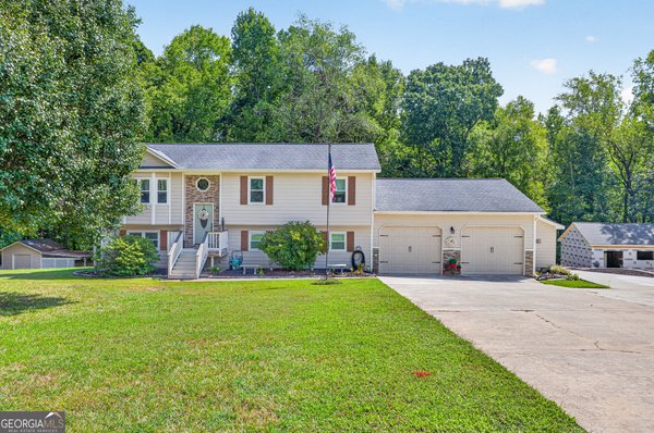 2475 Azalea Drive Loganville