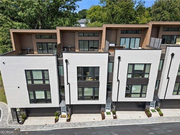 1631 Overlook Way, Atlanta