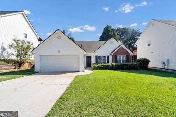 1129 Olde Hinge Way Snellville