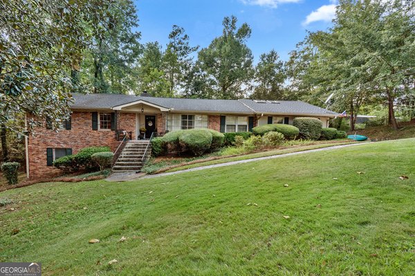 878 Captain Kell Drive Macon