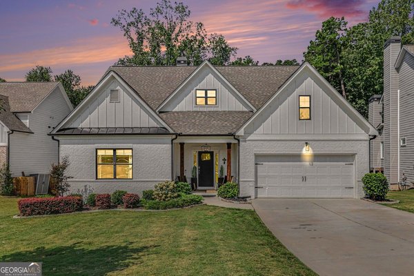 main picture of 2058 Sydney Cove Ct, buford