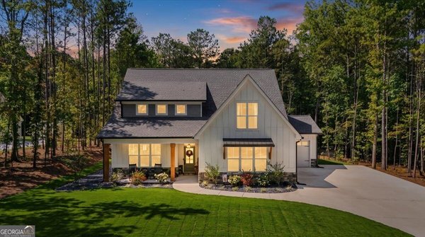 6821 Phillips Mill Road Douglasville