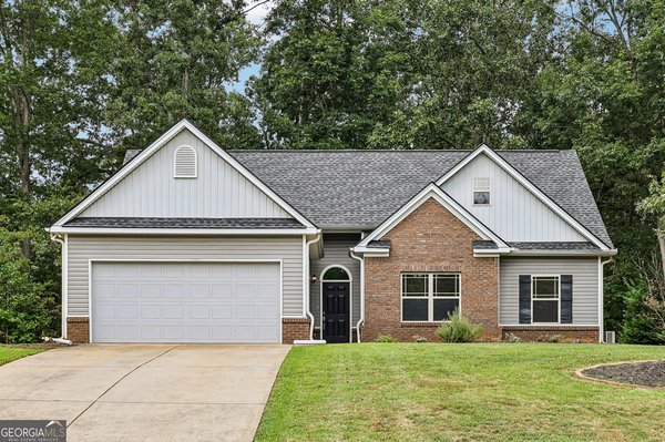 3437 Phoenix Cove Drive Gainesville