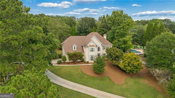 630 Kensington Farms Drive, Milton