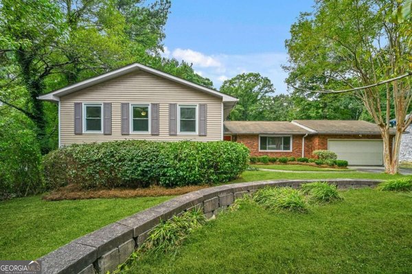 2145 Datona Drive, South Fulton