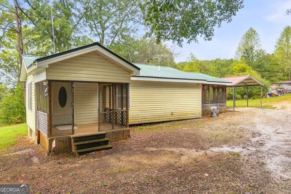393 Red Rock Road, Toccoa