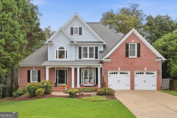 main picture of 5425 Avonshire Lane, Cumming