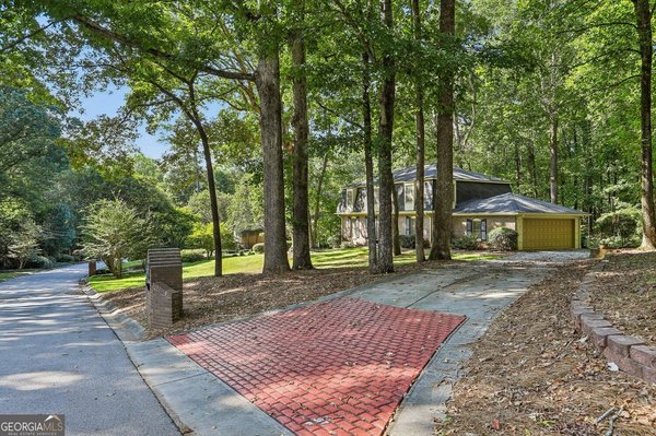 4988 Mountclaire Road Stone Mountain