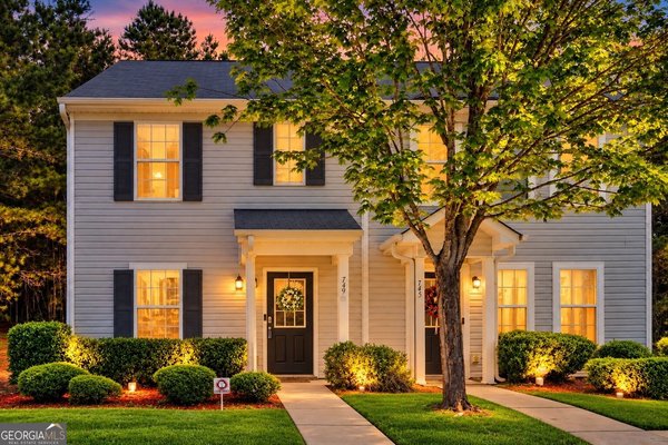 main picture of 749 Outlook Way, South Fulton