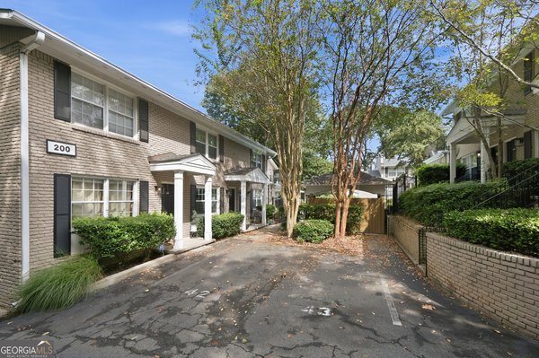 main picture of 2232 Dunseath Avenue, Atlanta