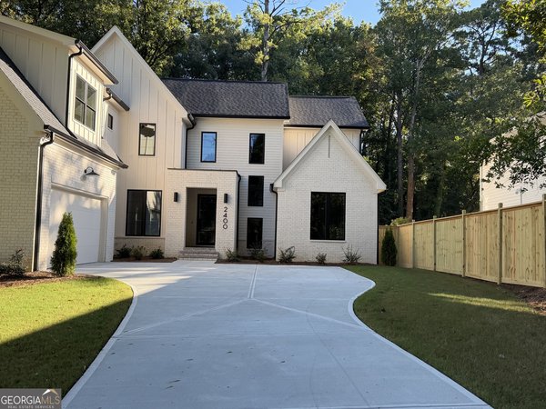 2400 Burch Circle, Brookhaven