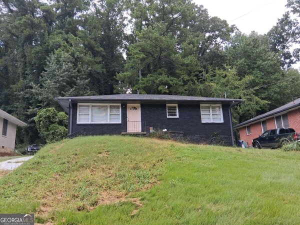 2028 Wells Drive, Atlanta
