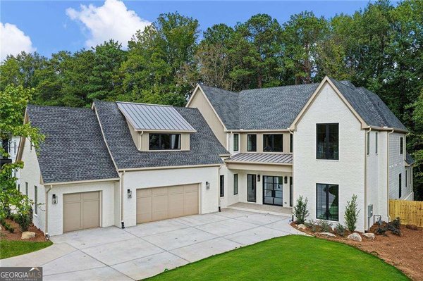 main picture of 4901 Cambridge Drive, Dunwoody