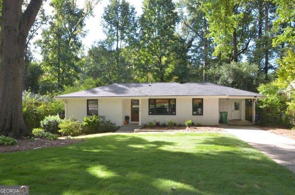 1172 Blueberry Trail, Decatur