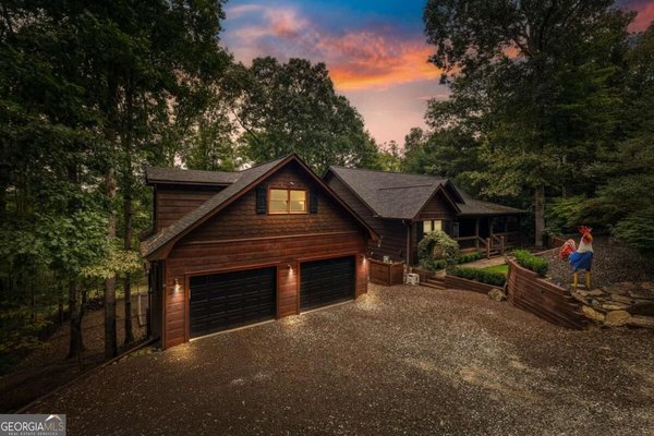 199 Fox Run Drive, Blue Ridge