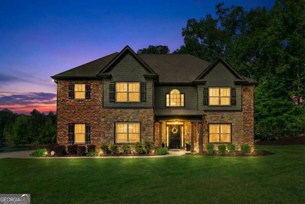 3 Westwood Lake Drive Newnan
