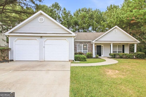 1426 Hyde Court Hampton