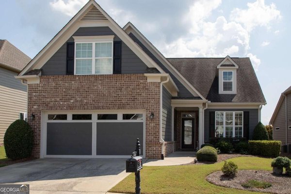 3723 Golden Leaf Point Gainesville