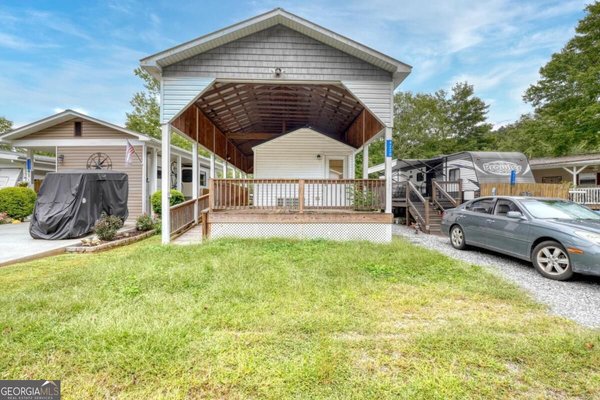 4220 Riverbank Run Run Hiawassee